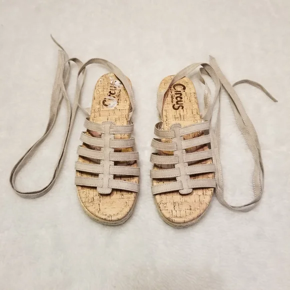 Circus by Sam Edelman Ariel Lace-Up Espadrilles - Picture 4 of 9